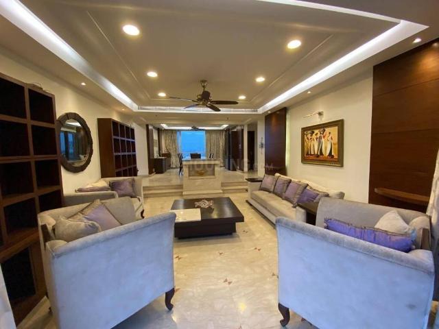 4.5 BHK Villa in Jaypee Greens for resale Greater Noida. The reference number is 19721235