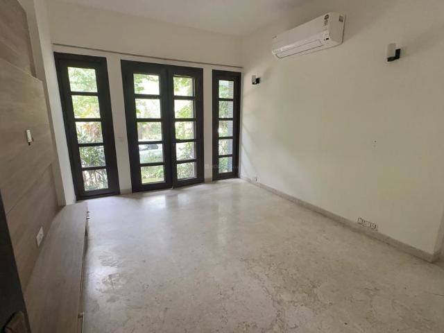 4.5 BHK Villa in Sector 48 for rent Gurgaon. The reference number is 20711632