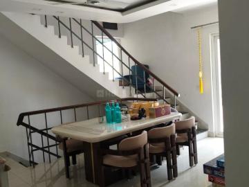 4.5 BHK Villa in Sector 52 for resale Gurgaon. The reference number is 19774870
