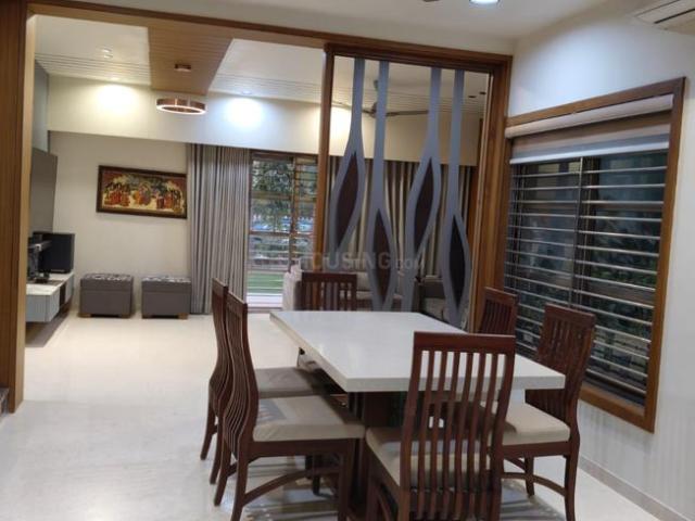 4.5 BHK Villa in Shela for rent Ahmedabad. The reference number is 17947052