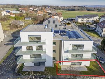 4,5 PENCE IM ERDGESCHOSS MIT UNTERIRDISCHER PARKPLATZ 2