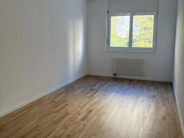 4.5 pièces entièrement rénové à Sion au 3ème étage