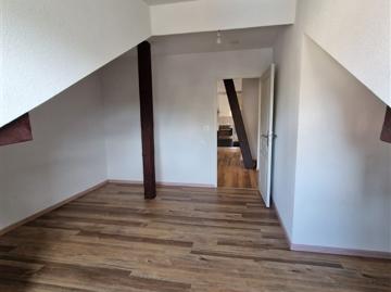 Erhabene 4.5 Zimmerwohnung zu vermieten
