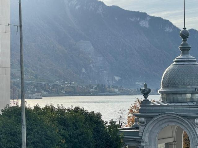 4,5 Zimmer Wohnung mit großer Terrasse im Zentrum von Montreux