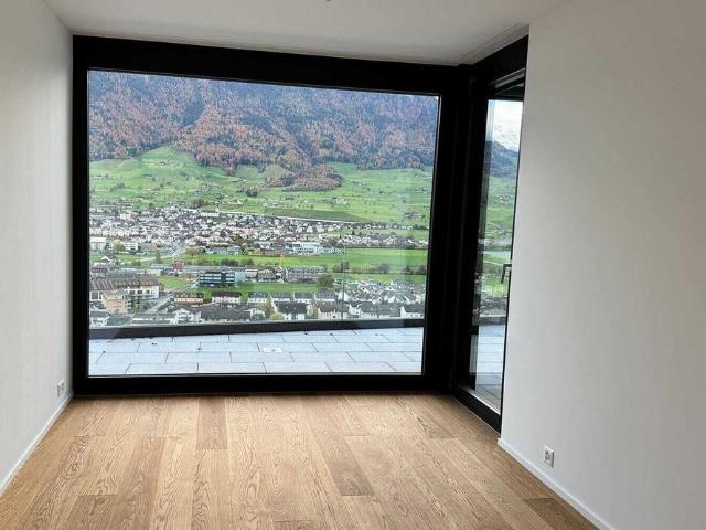 4.5 room apartment with impressive lake and mountain views in Ennetbürgen limited to 3 years