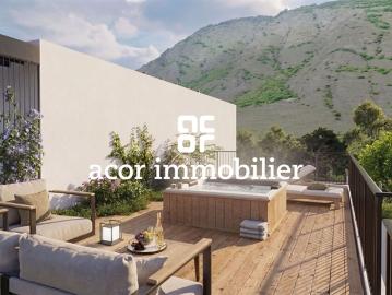4,5 Zimmer Apartmentvilla mit privatem Garten und Dach