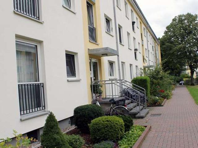 4,5 % Rendite im Hamburger Speckgürtel | Gepflegte 3 Zimmer Wohnung mit Balkon