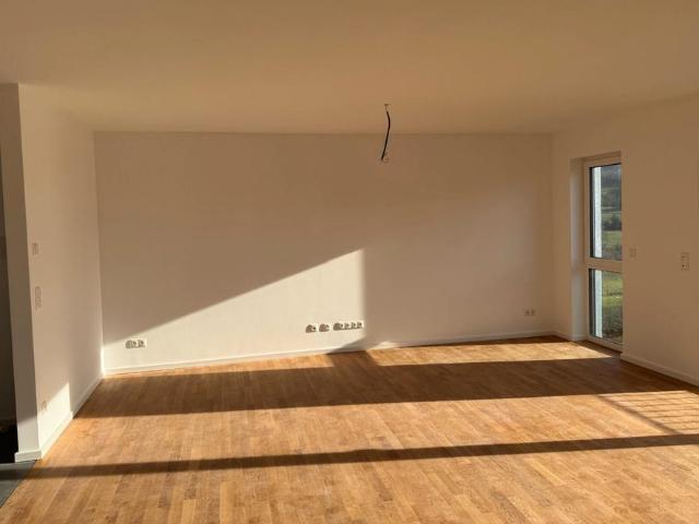 4,5% Rendite Moderne 2 Zimmer Wohnung mit Balkon in Feldrandlage