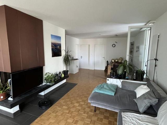 4.5 Zi Attikawohnung 104 m² mit grosser Terrasse