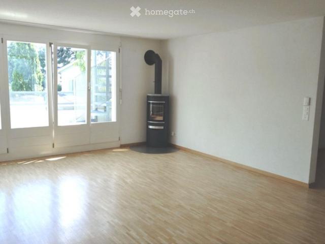 4.5 Zi Wohnung mit eigener Dachterrasse und Balkon