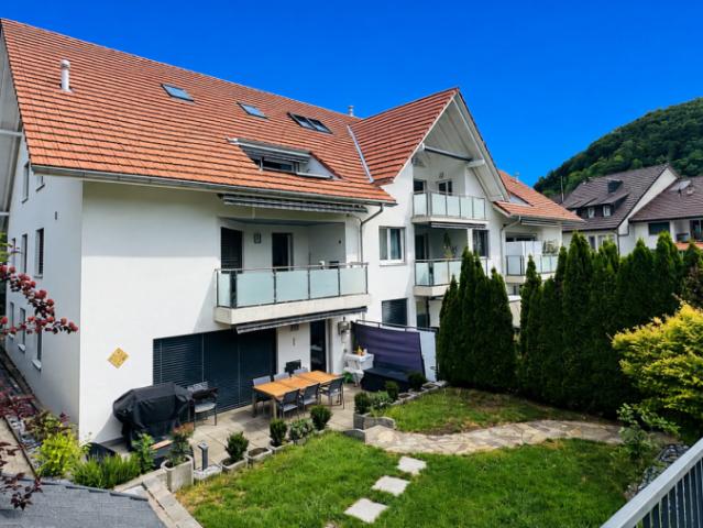 4.5 Zimmer Maisonette mit Balkon, 2 Nasszellen, 2 Tiefgaragenplätzen, Waschturm und Keller