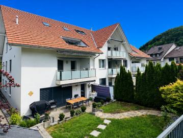 4.5 Zimmer Maisonette mit Balkon, 2 Nasszellen, 2 Tiefgaragenplätzen, Waschturm und Keller