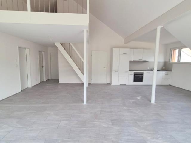 4.5 Zimmer Neubauwohnung im Dachgeschoss WHG12