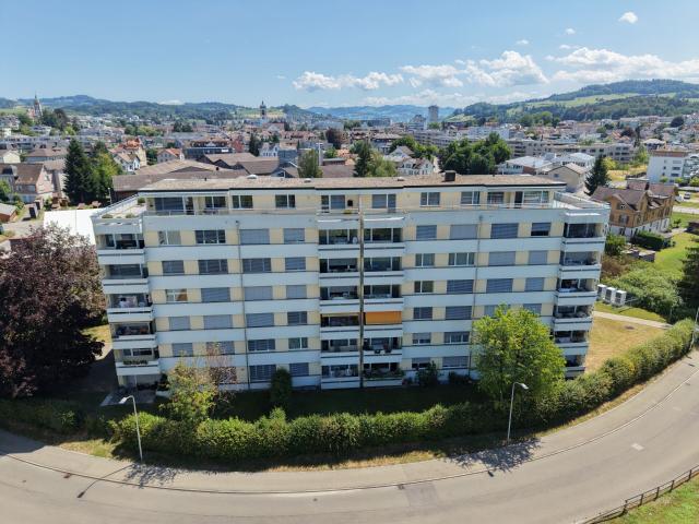 4.5 Zimmer Attikawohnung mit grosser Terrasse