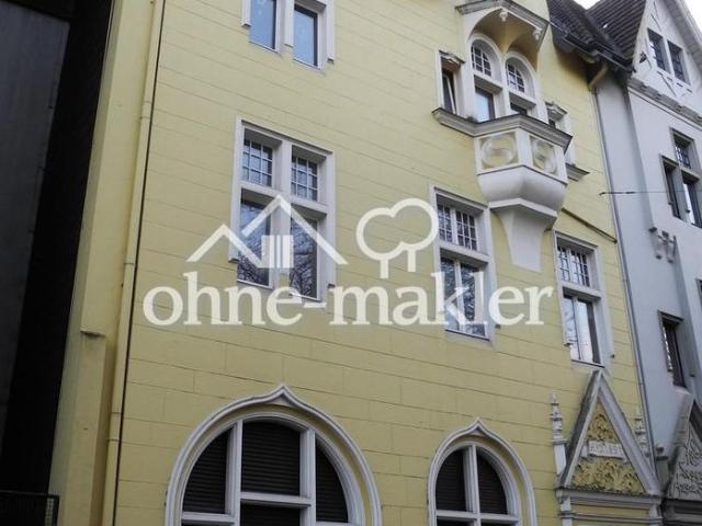 4,5 Zimmer Altbauwohnung mit großer Wohnküche – ideal für Familien