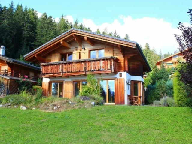 4.5 Zimmer Chalet in Crans Montana