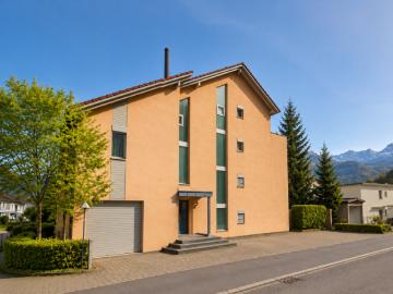 4.5 Zimmer Dachwohnung in Niederurnen