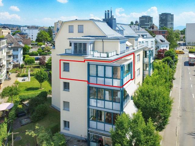 4. 5 Zimmer Etagenwohnung im Zentrum von Uster