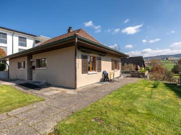 4.5 Zimmer Einfamilienhaus mit Studiowohnung