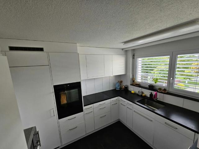 4.5 Zimmer Genossenschaftswohnung zu Vermieten
