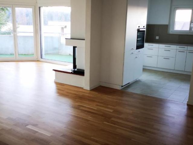 4.5 Zimmer schöne Wohnung in Schönbühl!