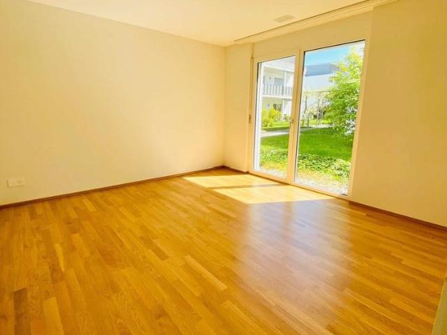 Grosszügige Erdgeschosswohnung mit modernem Ausbau