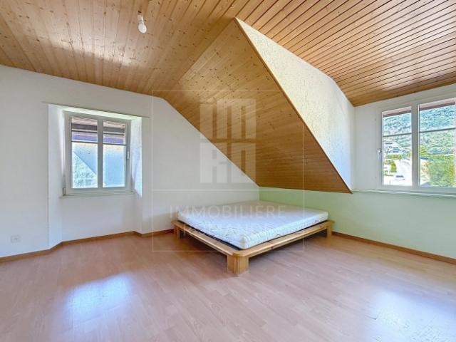 4,5 Zimmer Wohnung auf dem Dachboden mit großem, nach Süden ausgerichtetem Balkon