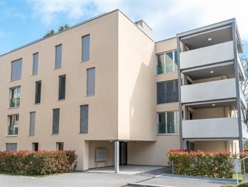 4.5 Zimmer Wohnung im Erdgeschoss!