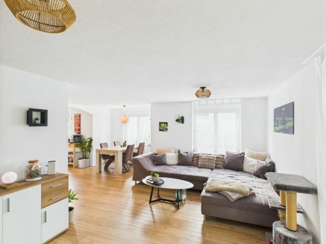 4.5 Zimmer Wohnung in 3 Familienhaus