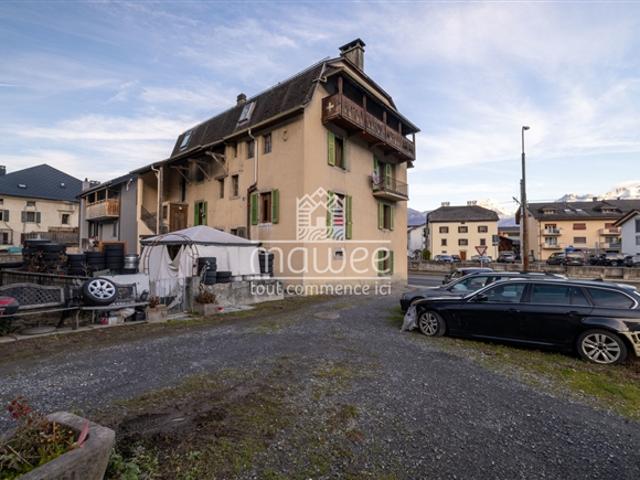 4,5 Zimmer Wohnung ideal gelegen