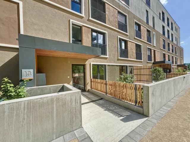 4,5 Zimmer Wohnung mit Balkon
