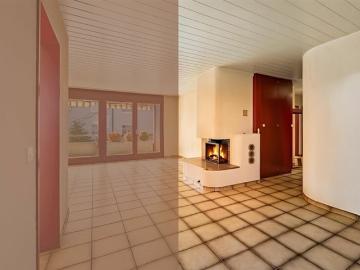 4.5 Zimmer Wohnung mit Balkon und Cheminée in Seenähe