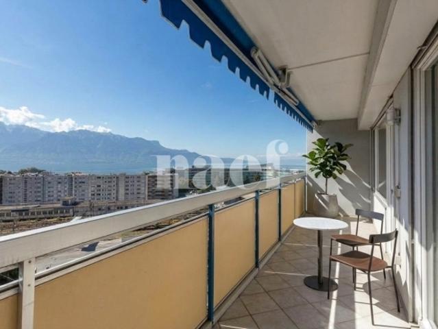 4,5 Zimmer Wohnung mit Blick auf den See und zwei große Balkone zum Verkauf in Corsier sur Vevey