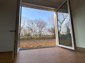 4,5 Zimmer Wohnung mit ca. 350 m² eigenen Garten
