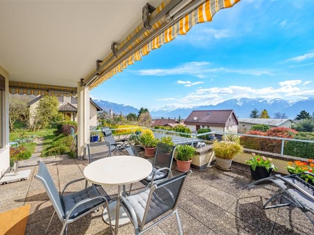 4,5 Zimmer Wohnung mit Garten, Seeblick und Bergblick