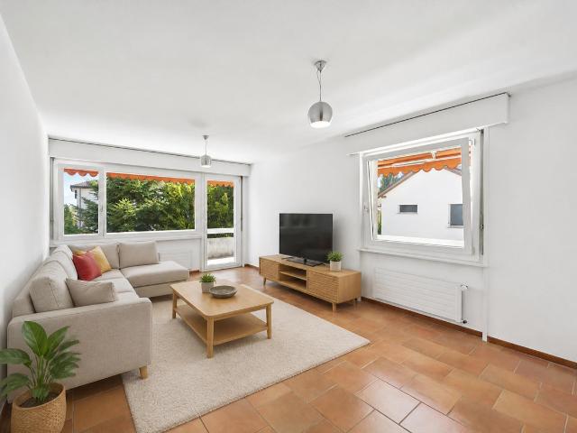 4.5 Zimmer Wohnung mit grosser Balkon Terrasse und Garage Box im Herzen von Prilly
