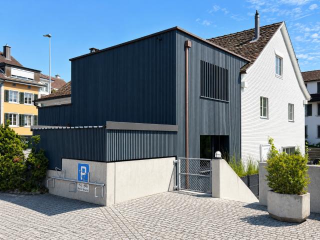 4.5 Zimmer Wohnung mit Hauscharakter: einzigartiger Charme in unmittelbarer See und Zentrumsnähe!