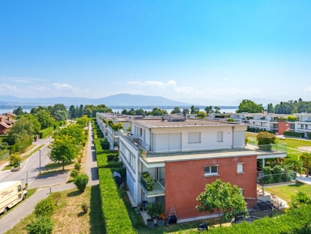 4,5 Zimmer Wohnung mit Seeblick in Coppet