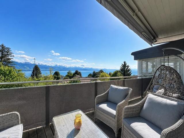 4,5 Zimmer Wohnung mit Seeblick in Lutry