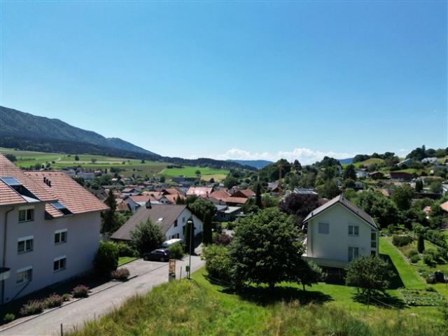4.5 Zimmer Wohnung mit Terrasse und exklusivem Garten