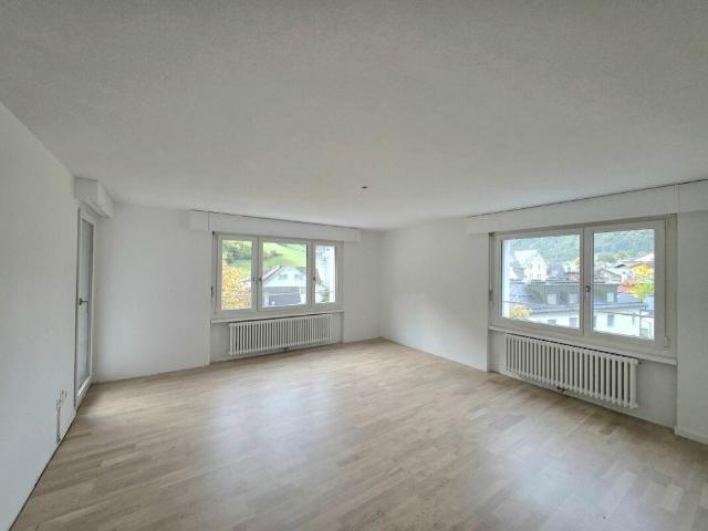 4.5 Zimmer Wohnung mit zwei Balkonen