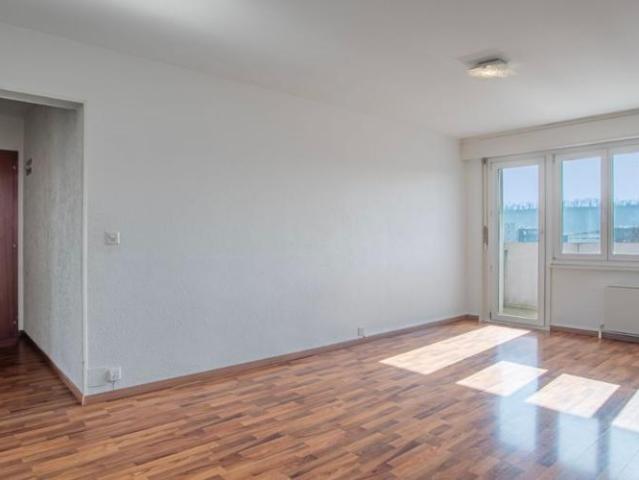 4.5 Zimmer Wohnung renovierungsbedürftig