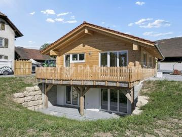4.5 Zimmer Wohlfühloase Hochwertiges Holzhaus mit Charakter