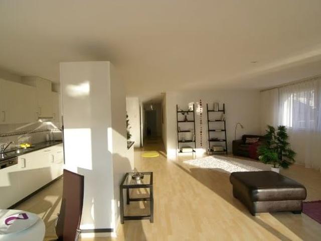 4.5 Zimmer, 143 m², 2. Stock