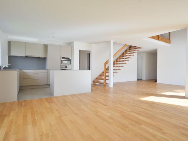 4.5 Zimmer, 143 m², 2. Stock
