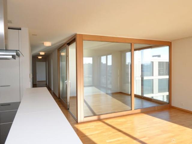 4.5 Zimmer, 140 m², 1. Stock