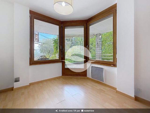 4.5 Zimmer, 140 m², 1. Stock