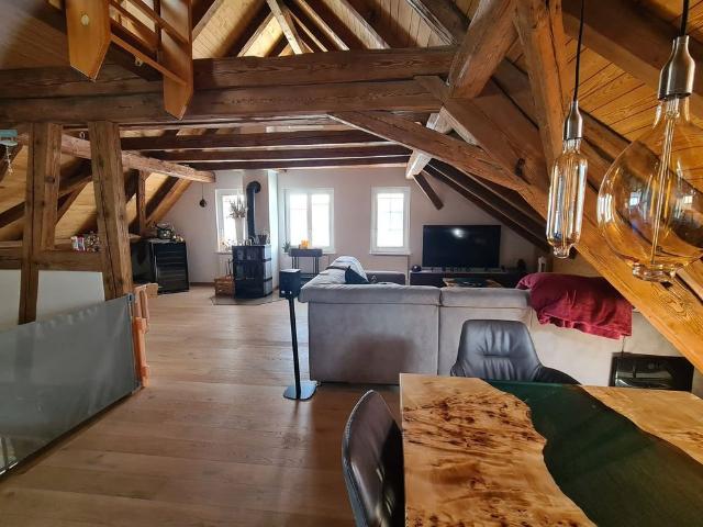 4.5 Zimmer, 140 m², 2. Stock