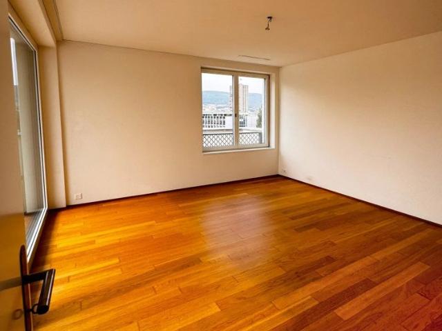4.5 Zimmer, 140 m², 3. Stock