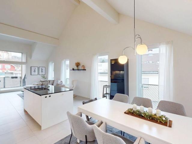4.5 Zimmer, 142 m², 2. Stock